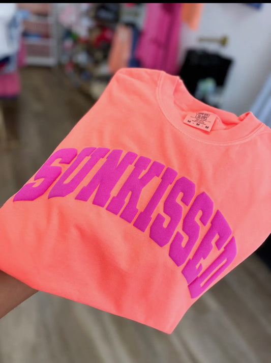Sun-kissed tee